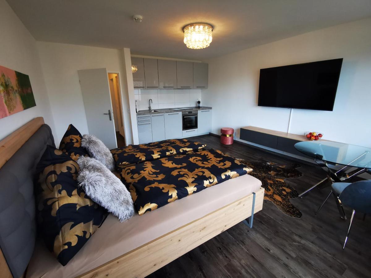 Lil Buddy Apartment *